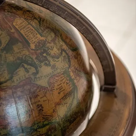 Daniele 벨레지아아지마리나