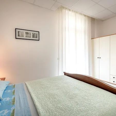 Daniele 벨레지아아지마리나