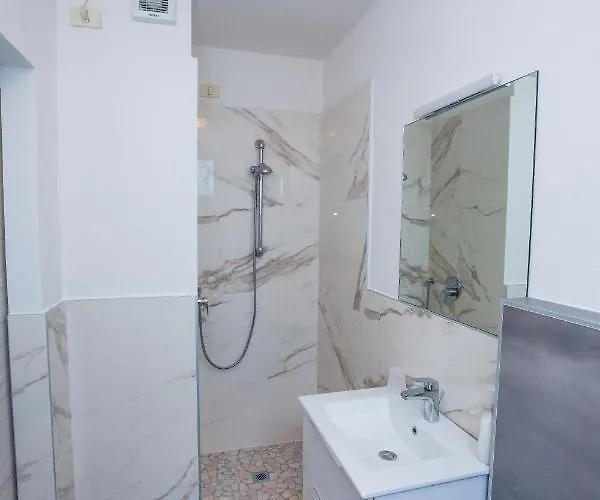 Lägenhetshotell Daniele 3*