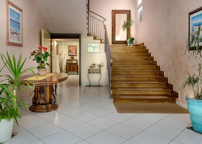 Daniele Беллария-Иджеа-Марина